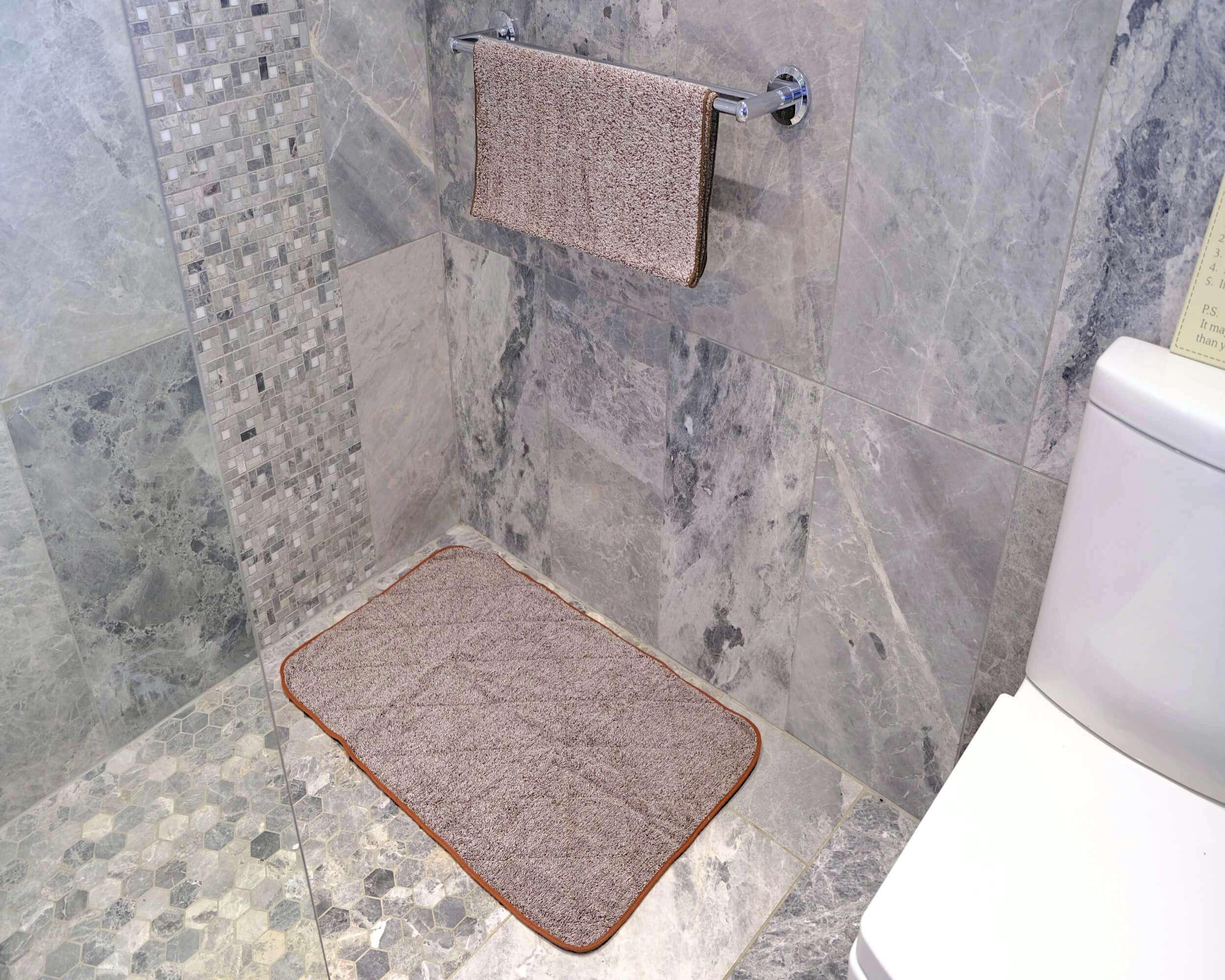 Microfibre Bath Mat - Image 3